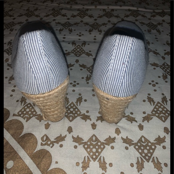 ladies seersucker wedges - Picture 4 of 6